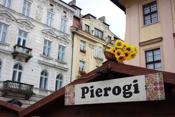 Market Selling Pierogis Traditional Polish Food Main Square — Stock Photo, Image