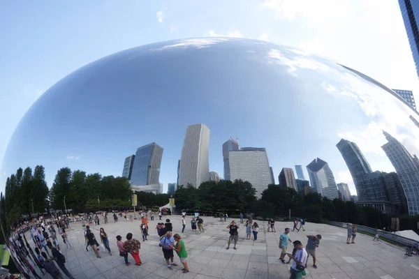 Chicago Usa 2017 Cloud Gate Sculpture Aka Bean Downtown Chicago — Stock Photo, Image