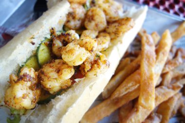 Karides Po Boy sandviç