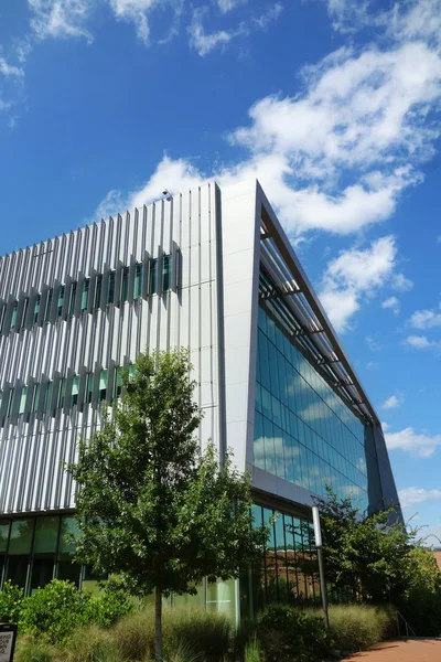 RALEIGH, NC / USA - 24-08-2018 : La bibliothèque James B Hunt sur Centenni — Photo