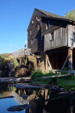 Raleigh'deki Yates Mill Parkı