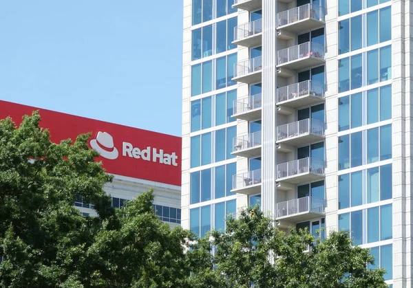 Raleigh Usa 2020 Red Hat Headquarters Building Downtown Raleigh — Stock Photo, Image