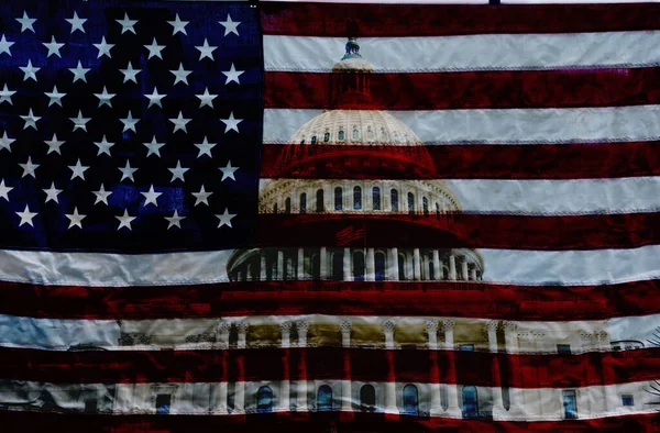Capitolio Estados Unidos Washington Con Fondo Bandera Estadounidense —  Fotos de Stock
