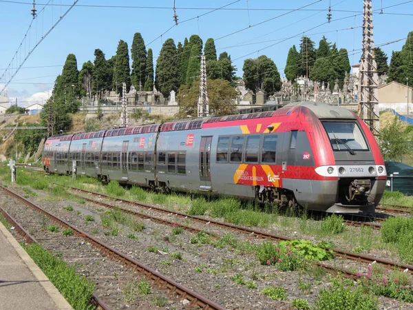 Carcassonne França Circa Agosto 2018 Comboio Estacionado Estação — Fotografia de Stock