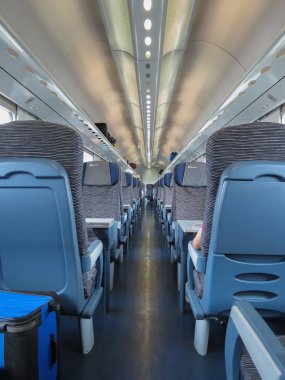 Verona, İtalya - Temmuz 2014 yaklaşık: Trenitalia Demiryolları yolcu koç iç