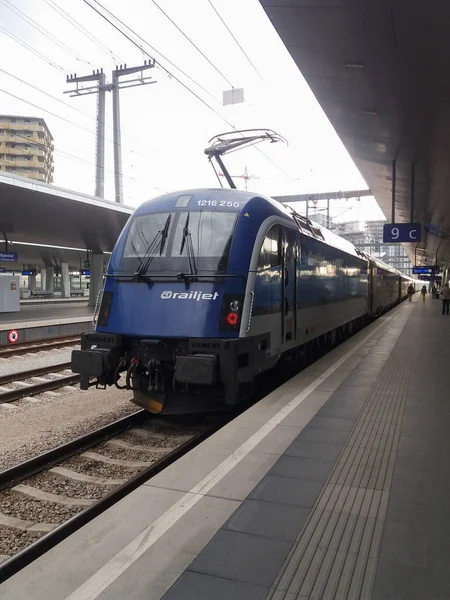 Vienna Áustria Circa Maio 2018 Trem Ferrovia Para Transporte Público — Fotografia de Stock