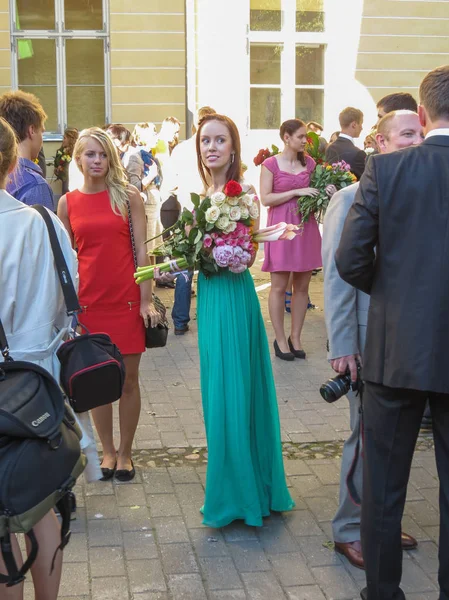 Tallinn Estonia Circa June 2012 Berpakaian Elegan Orang Pada Upacara — Stok Foto