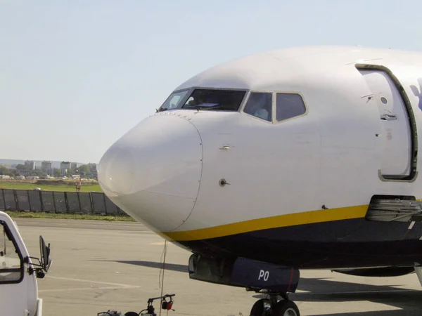 París Francia Agosto Preparación Para Abordar Avión Ryanair Jet Aeropuerto — Foto de Stock