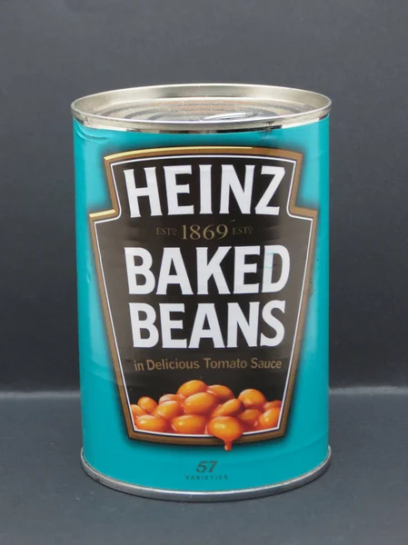 London Circa September 2018 Heinz Baked Beans Delicious Tomato Sauce — Stock Photo, Image