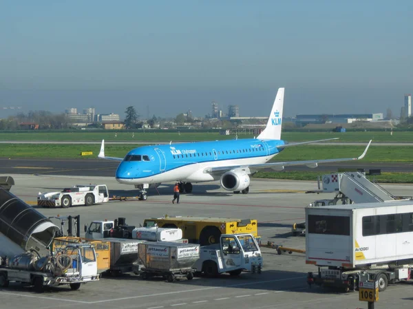 Bologna Italië Circa April 2018 Klm Cityhopper Embraer Erj 190Std — Stockfoto