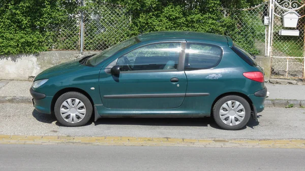 Vienne Autriche Circa Avril 2016 Voiture Vert Foncé Garée Dans — Photo