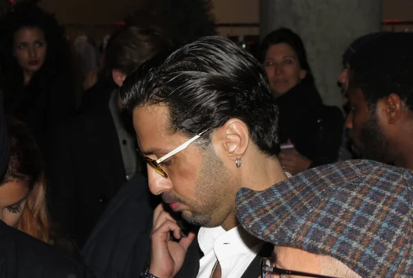 Florence, İtalya - Ocak 2016 yaklaşık: İtalyan VIP Fabrizio Corona Pitti Uomo moda olay parti