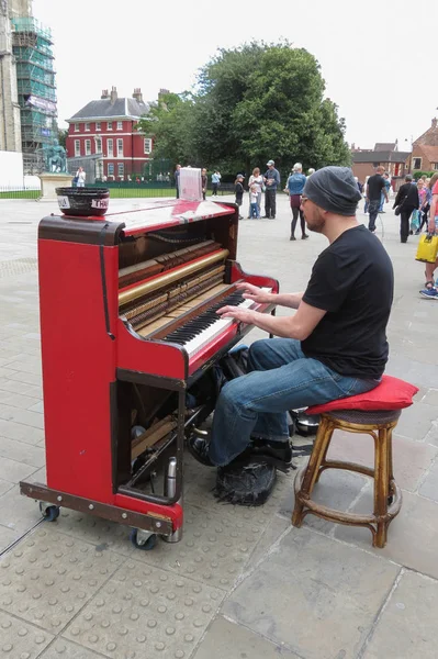 York Circa August 2015 Karl Mullen Street Piano Player Performing — Stock Photo, Image