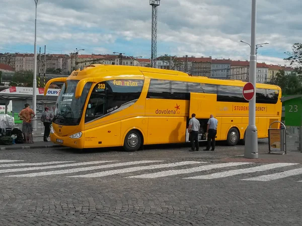 Praga República Checa Circa Junio 2015 Entrenador Empresa Agencia Estudiantes — Foto de Stock