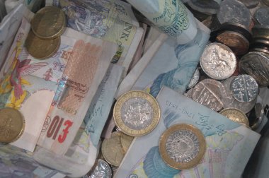 Yaklaşık Ağustos, 2015 - Londra, İngiltere: İngiliz Sterlini sikke ve banknot para birimi, Birleşik Krallık