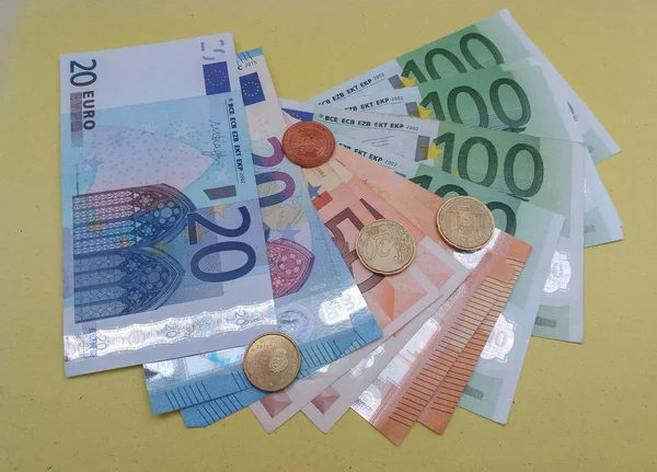 Banknoty Monety Euro Eur Waluta Unii Europejskiej — Zdjęcie stockowe