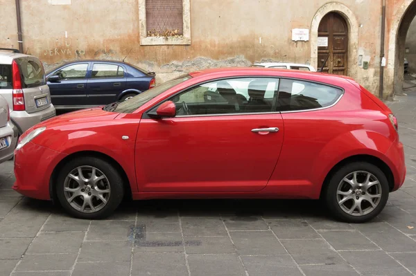 Roma Itália Circa Outubro 2015 Carro Vermelho Alfa Romeo Mito — Fotografia de Stock