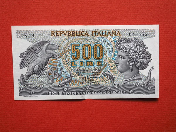 빨간색 빈티지 이탈리아 500 — 스톡 사진