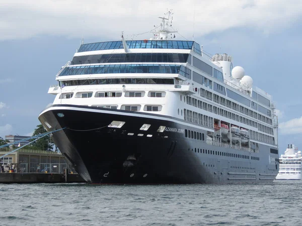 Copenhagen, Danimarka - yaklaşık Ağustos 2017: Azamara yolculuk (Valletta) R-sınıf gemisi Kopenhag'da barındırmıştır Azamara kulüp Cruises tarafından