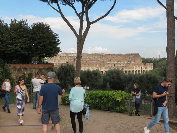 Rome Italy Circa October 2018 Colosseum Colosseo Aka Coliseum Tourists — Stock Photo, Image