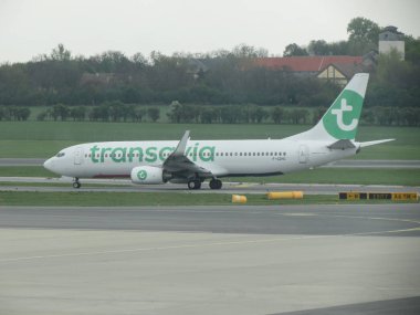 Transavia Boeing 737-800 Viyana Schwechat Taksilemek