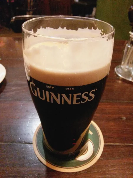 Kufel piwa Guinness — Zdjęcie stockowe