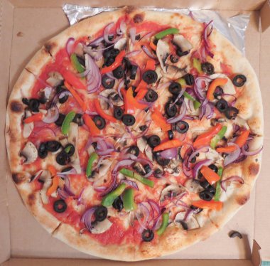 Sebze vejetaryen pizza