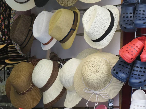 Chapéus à venda — Fotografia de Stock