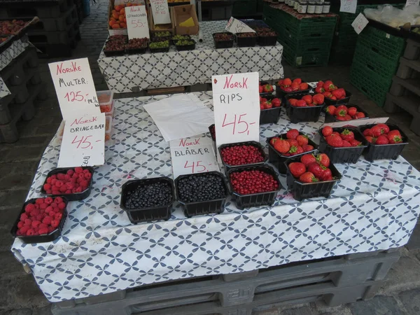 Berries fruit food in Oslo — ストック写真