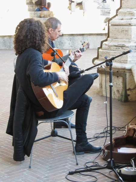 Duo Flamenco Cristiano Ugolini and Nuccio Nobili in Perugia — Stock Photo, Image