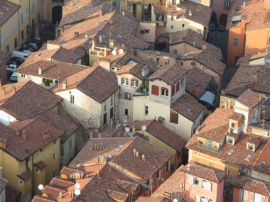 Asinelli kulesinden havadan görünüm