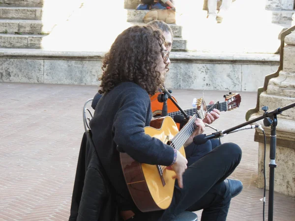 Duo Flamenco Cristiano Ugolini and Nuccio Nobili in Perugia — Stock Photo, Image