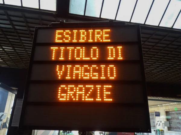 Florencia Italia Circa Abril 2019 Esibire Titolo Viaggio Traducido Por — Foto de Stock