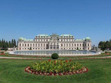 VIENNA, AUSTRIA - CIRCA HAZİRAN 2020: Schloss Belvedere (çeviri Belvedere Sarayı) İmparatorluk Sarayı