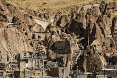 Rock köyü Kandovan manzarası. Doğu Azerbaycan vilayeti. İran