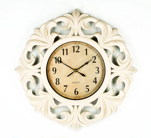 Horloge Murale Isolée Sur Fond Blanc — Photo