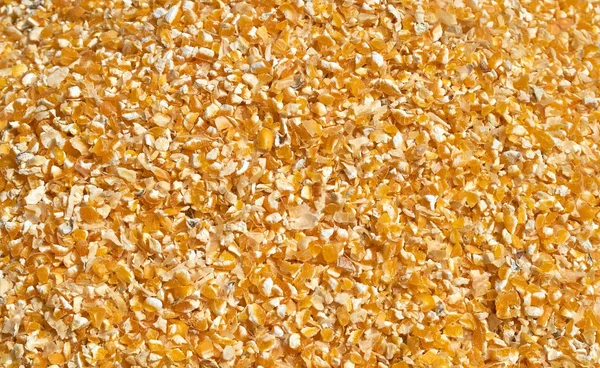 Фон текстуры дробленых семян и зерновой смеси для животноводства и корма птиц — стоковое фото