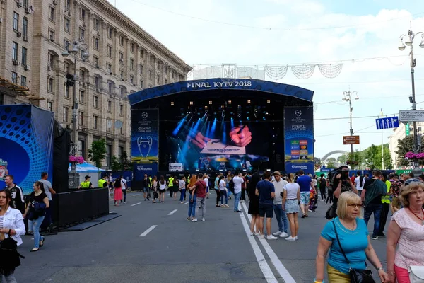 Kiev Ukrajna 2018 Május Emberek Foci Rajongók Walking Street Fan — Stock Fotó
