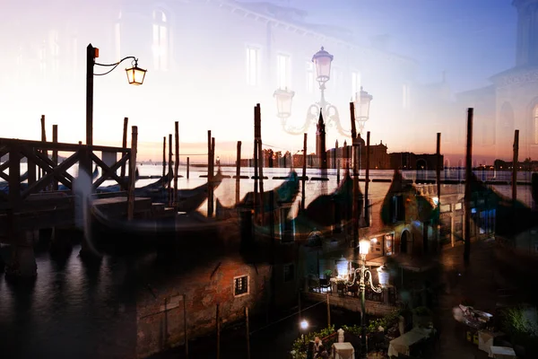 Doppia Esposizione Del Vecchio Canale Urbano Vista Astratta Venezia Italia — Foto Stock