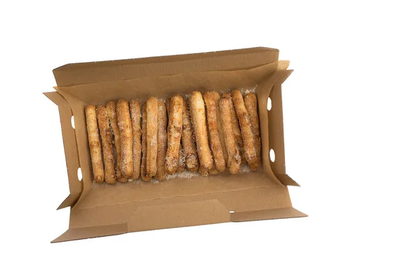 Brotsticks Mit Käse Der Pappschachtel Isoliert Auf Weißem Hintergrund — Stockfoto