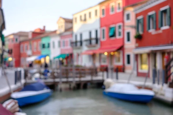 Farverige Huse Burano Nær Venedig Italien Sløret Abstrakt Baggrund - Stock-foto