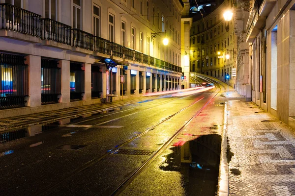 古いヨーロッパの都市通り リスボン ポルトガル — ストック写真