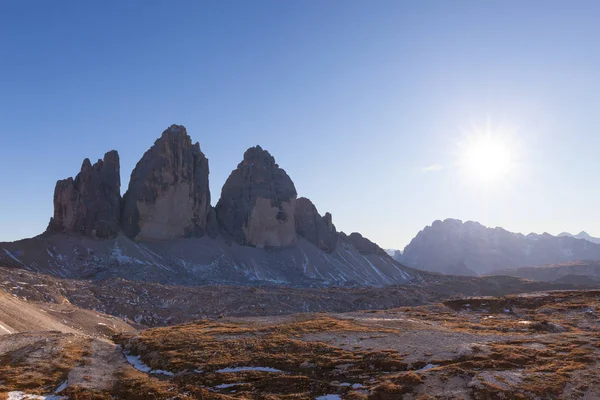 Vista Panorâmica Tre Cime Dia Ensolarado Dolomites Alps Itália — Fotografia de Stock