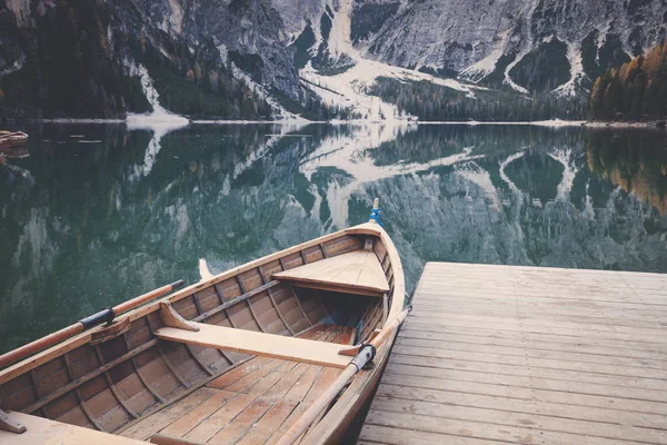 Barco Madeira Lago Montanha Alpino Lago Braies Dolomites Alps Itália — Fotografia de Stock