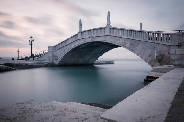 Venice Stary Most Panoramiczne Długich Ekspozycji Zdjęć Wenecja Włochy — Zdjęcie stockowe