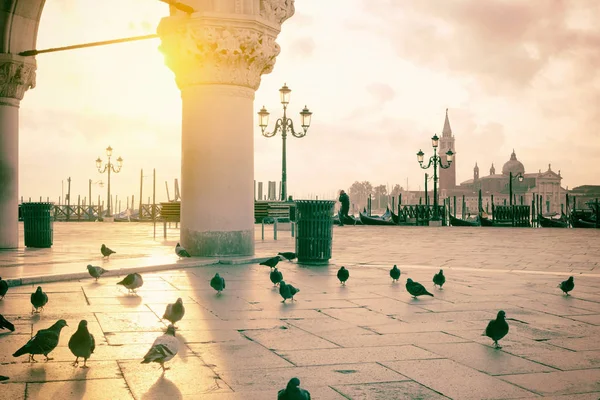 Wschód Słońca Placu San Marco Wenecja Włochy Styl Vintage Zdjęcie — Zdjęcie stockowe