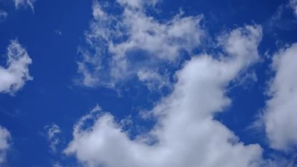 Nuvole Movimento Sopra Cielo Blu Time Lapse Video — Video Stock