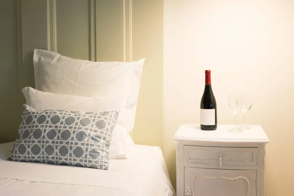 Wine Bottle Wine Glasses Bedroom Room Service Hotel — Stock Photo, Image