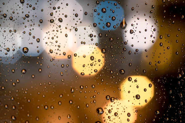 Krople Deszczu Oknie Światła Miasta Streszczenie Bokeh — Zdjęcie stockowe