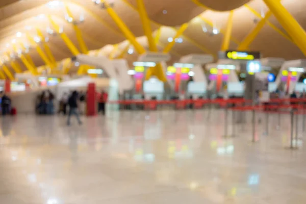 Seyahat Etmek Alışveriş Merkezi Yürüme Ile Ufuk Havaalanı Koridor — Stok fotoğraf